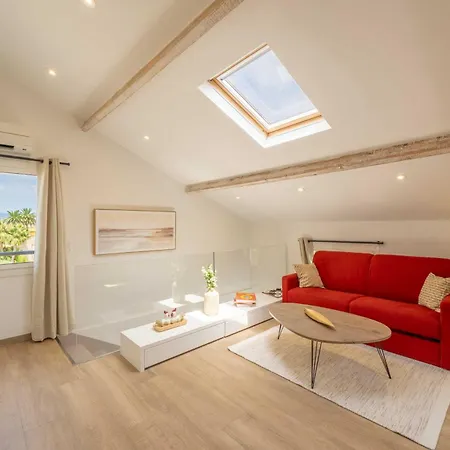 A C 2br 6p Sea View- St-tropez Apartment