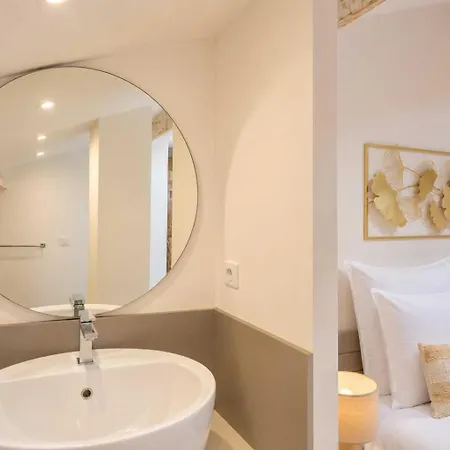 Apartment A C 2br 6p Sea View- St-tropez